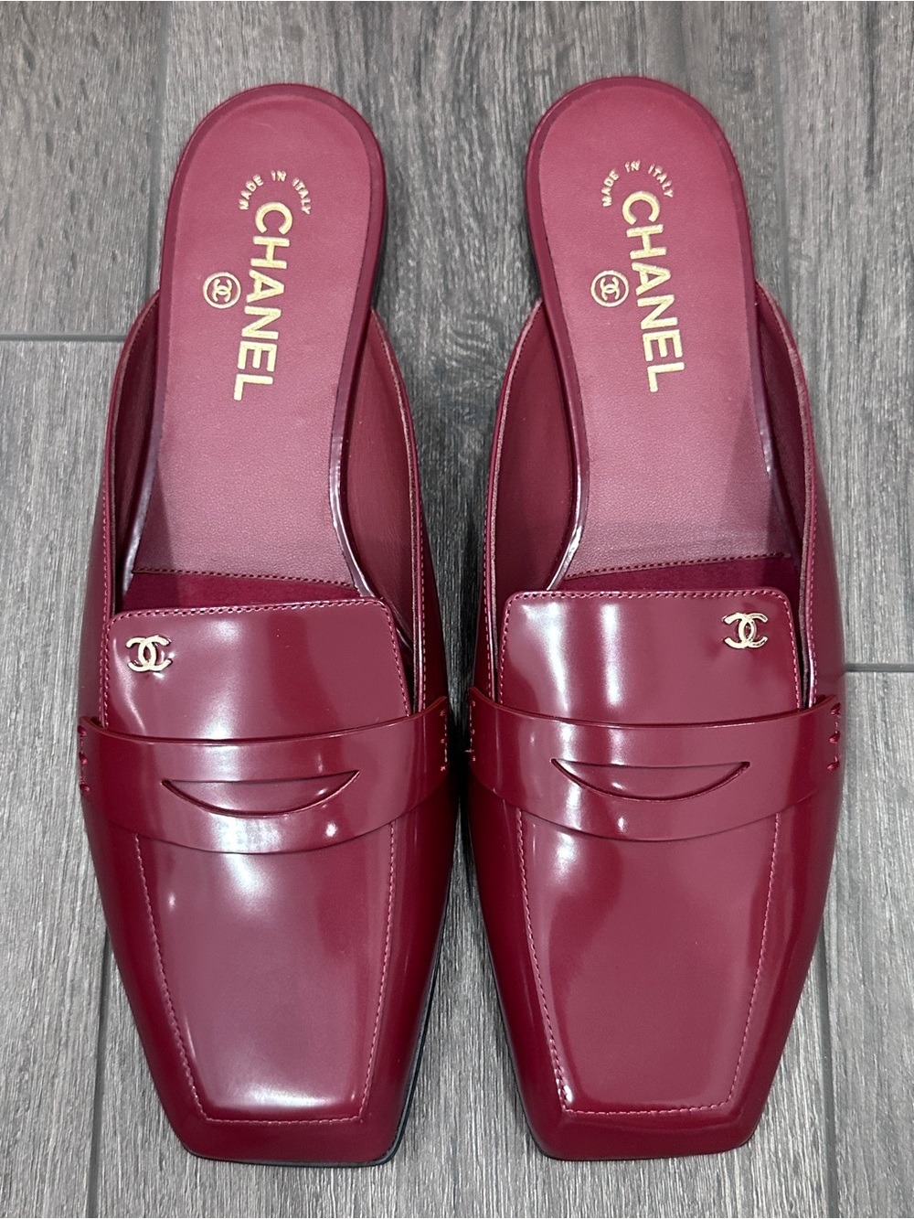 2026 CHANEL BURGUNDY LEATHER SLIDES MULES HALF LOAFER SHOES GOLD CC LOGO 41 - Picture 5 of 16
